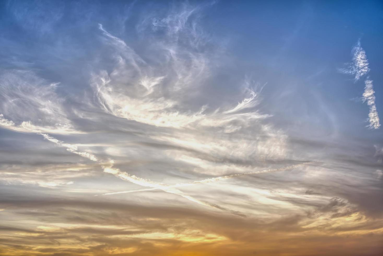 Yellow sky clouds from the sun's rays are about to set. photo