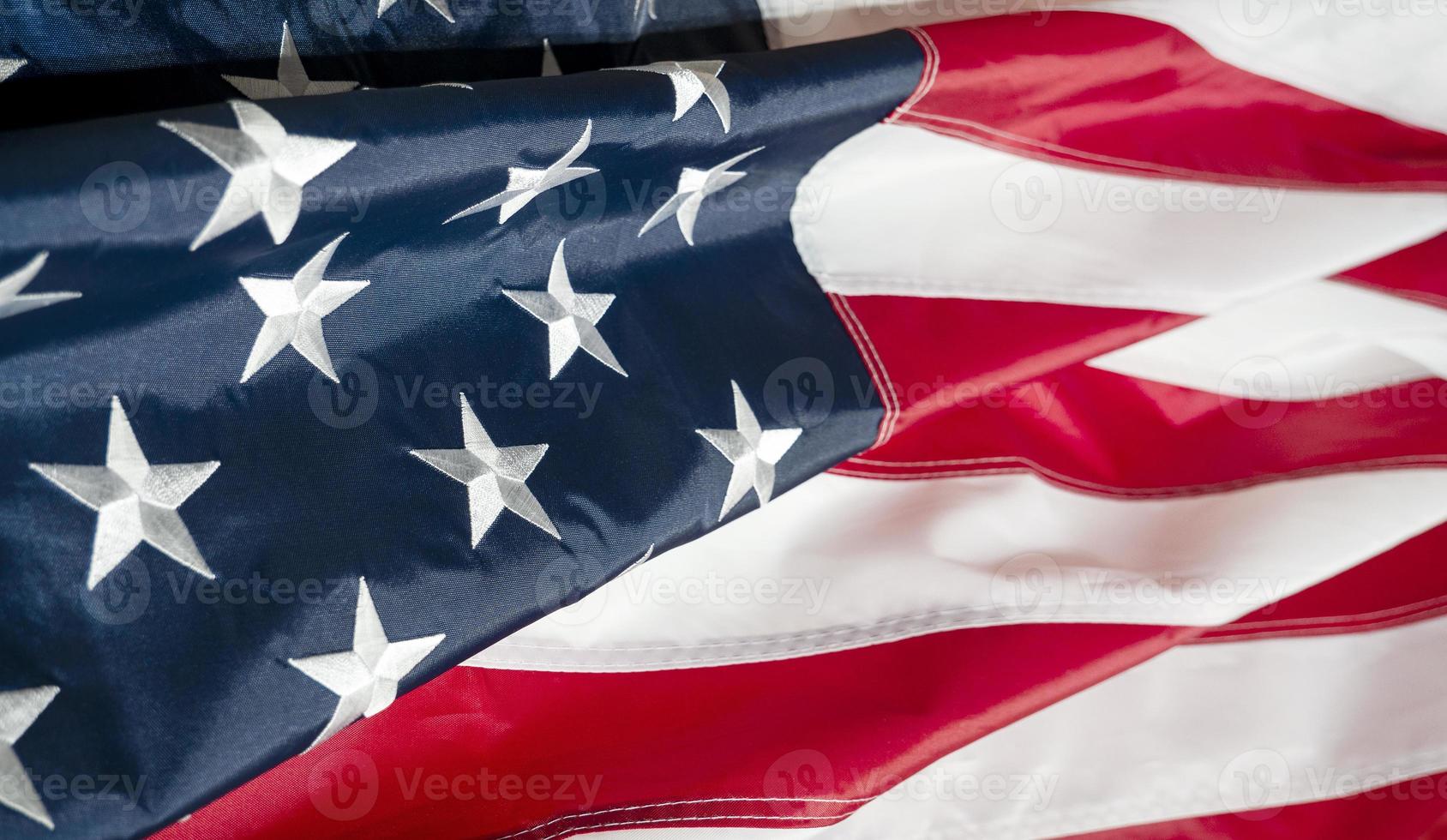 bandera americana de los estados unidos. día de la independencia el 4 de julio, memorial, veteranos, trabajo. el concepto de feliz día de los presidentes foto