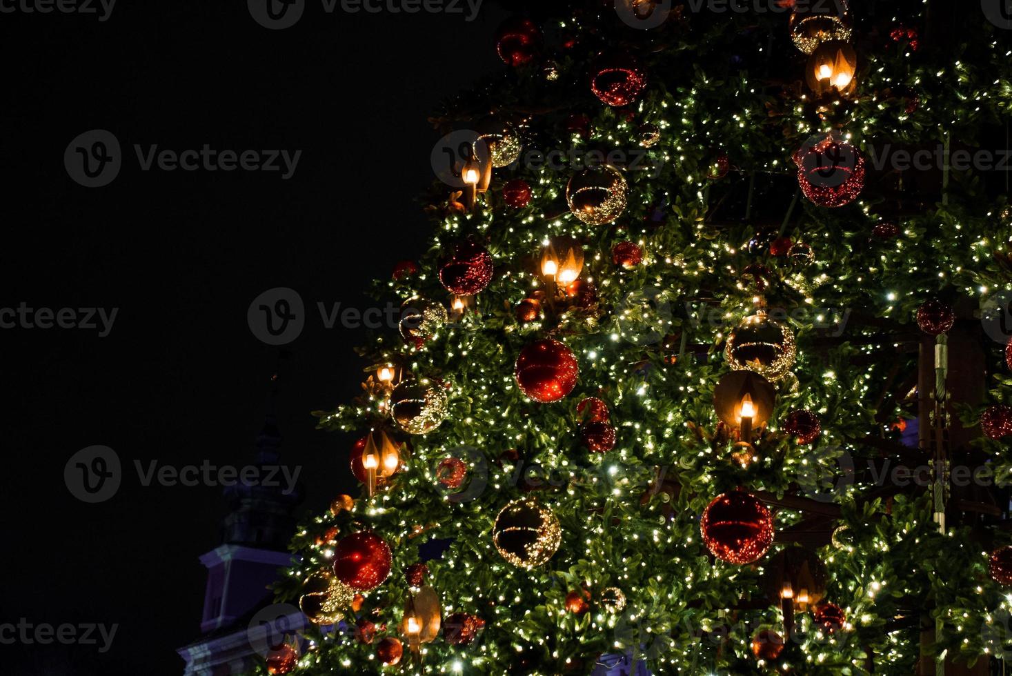 Christmas tree decoration and lights, smooth motion camera with parallax effect. photo