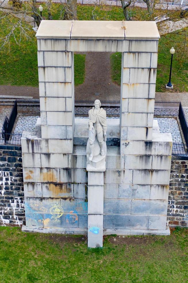 Prospect Terrace Park and the Roger Williams statue in Providence, Rhode Island, USA, 2022 photo
