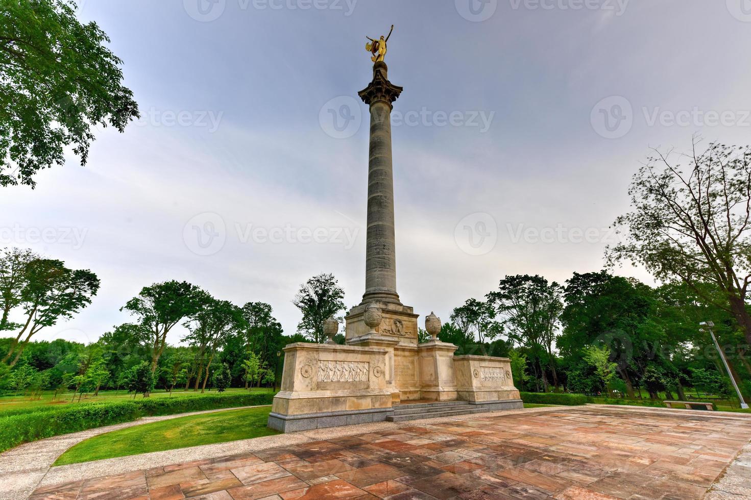 Bronx Victory Memorial - New York photo