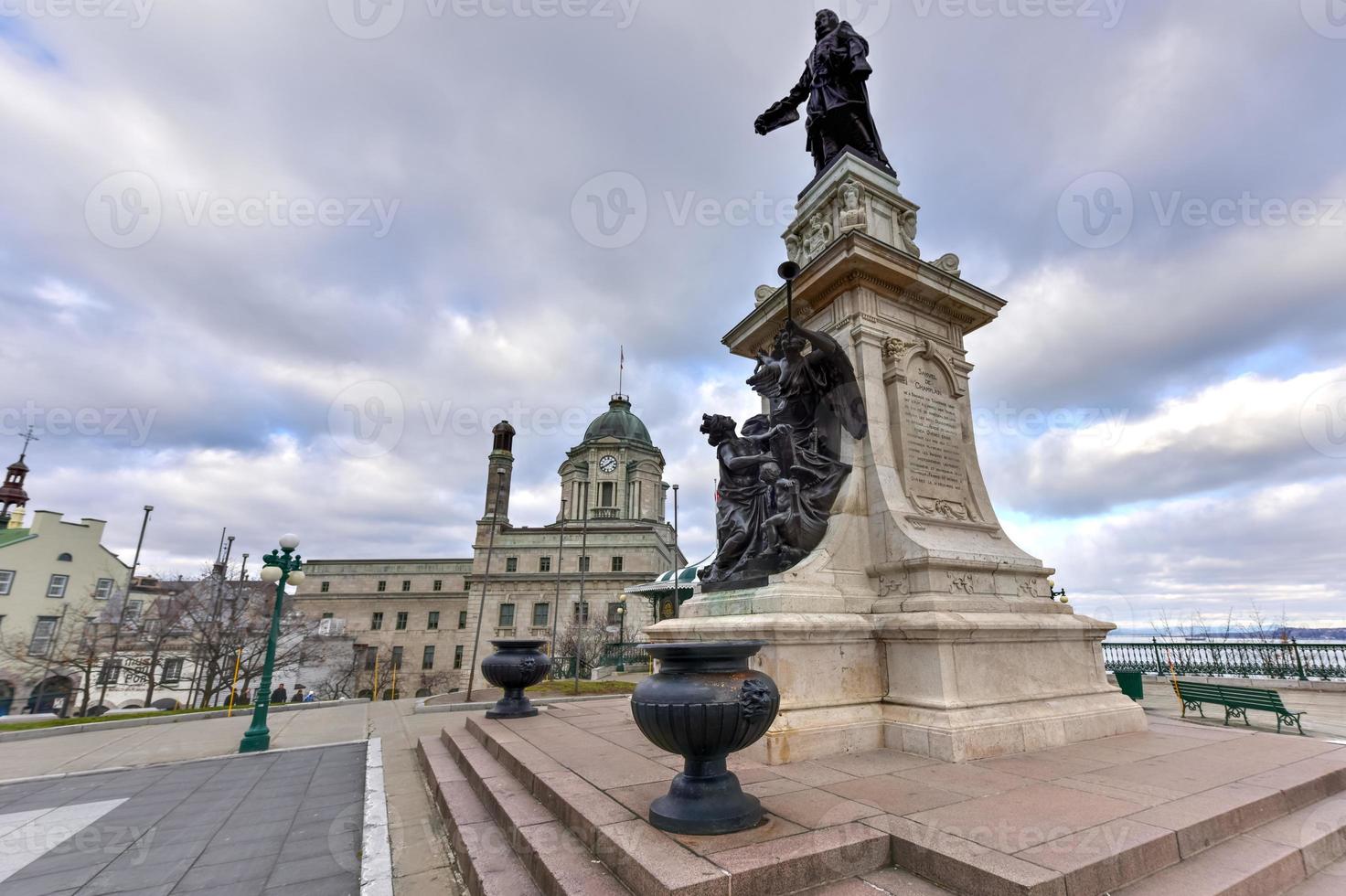 estatua de samuel champlain - quebec foto