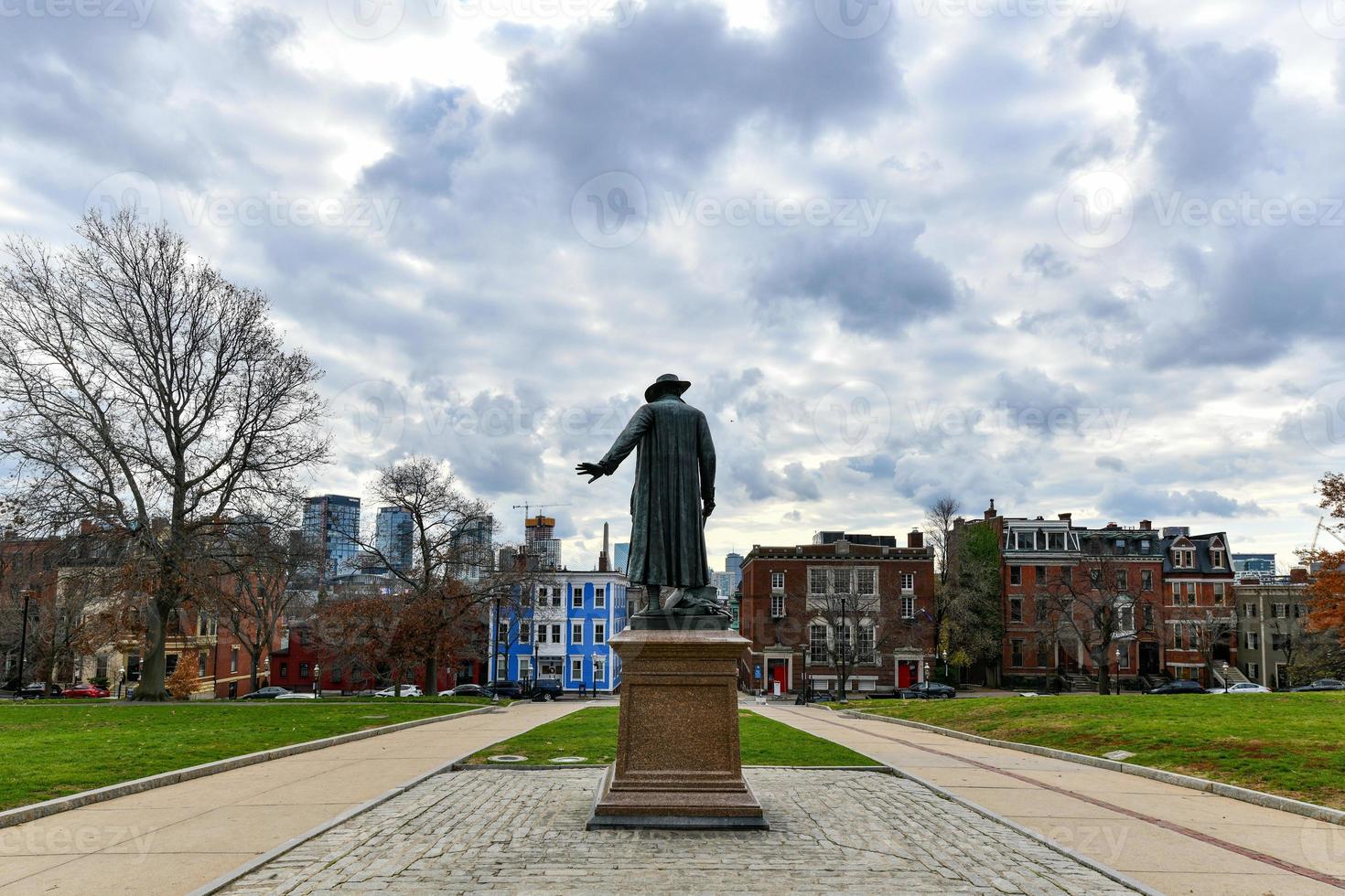 The Bunker Hill Monument was erected to commemorate the Battle of Bunker Hill, which was among the first major battles between British and Patriot forces in the American Revolutionary War. photo