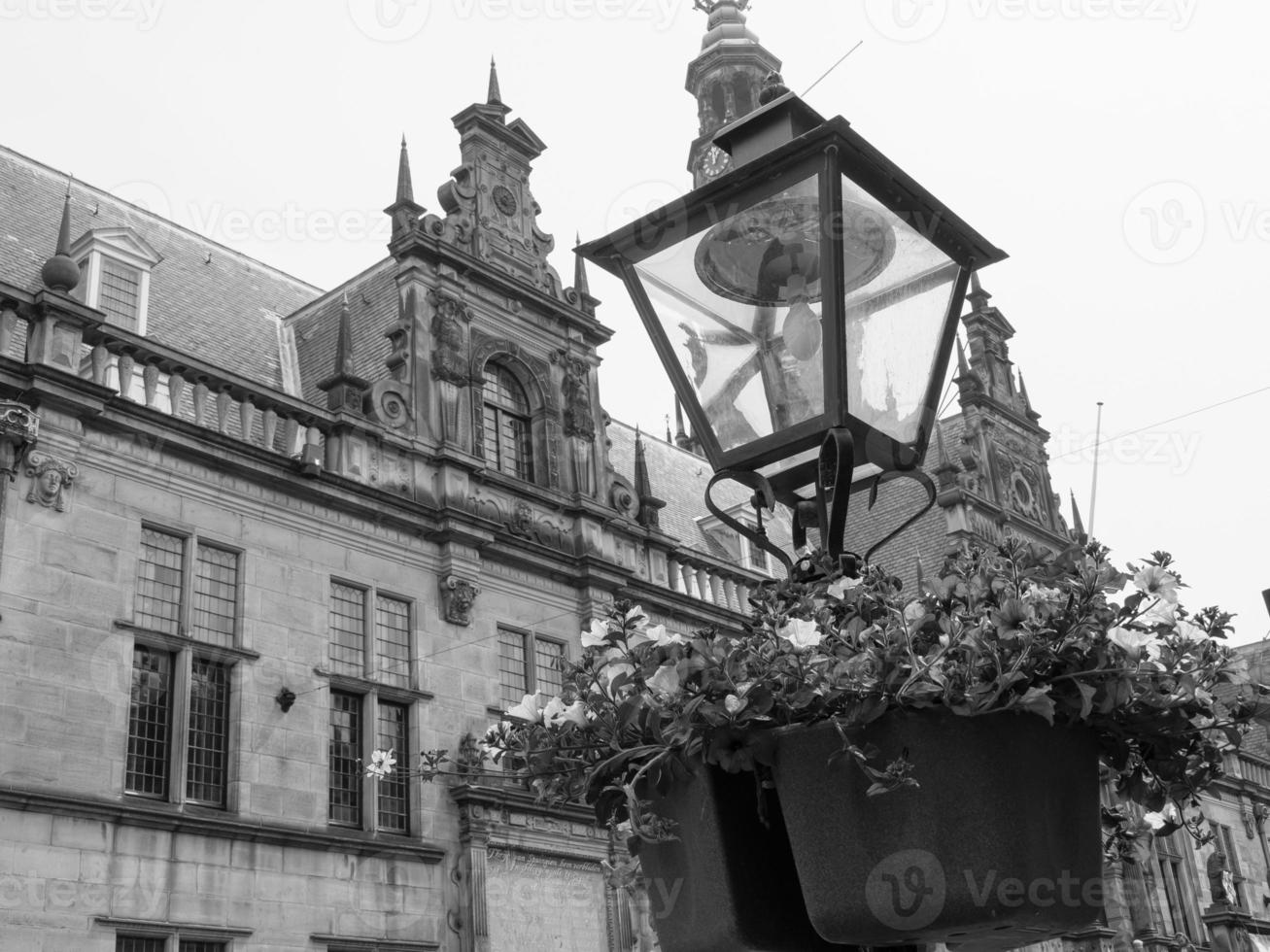 la ciudad de leiden en los países bajos foto