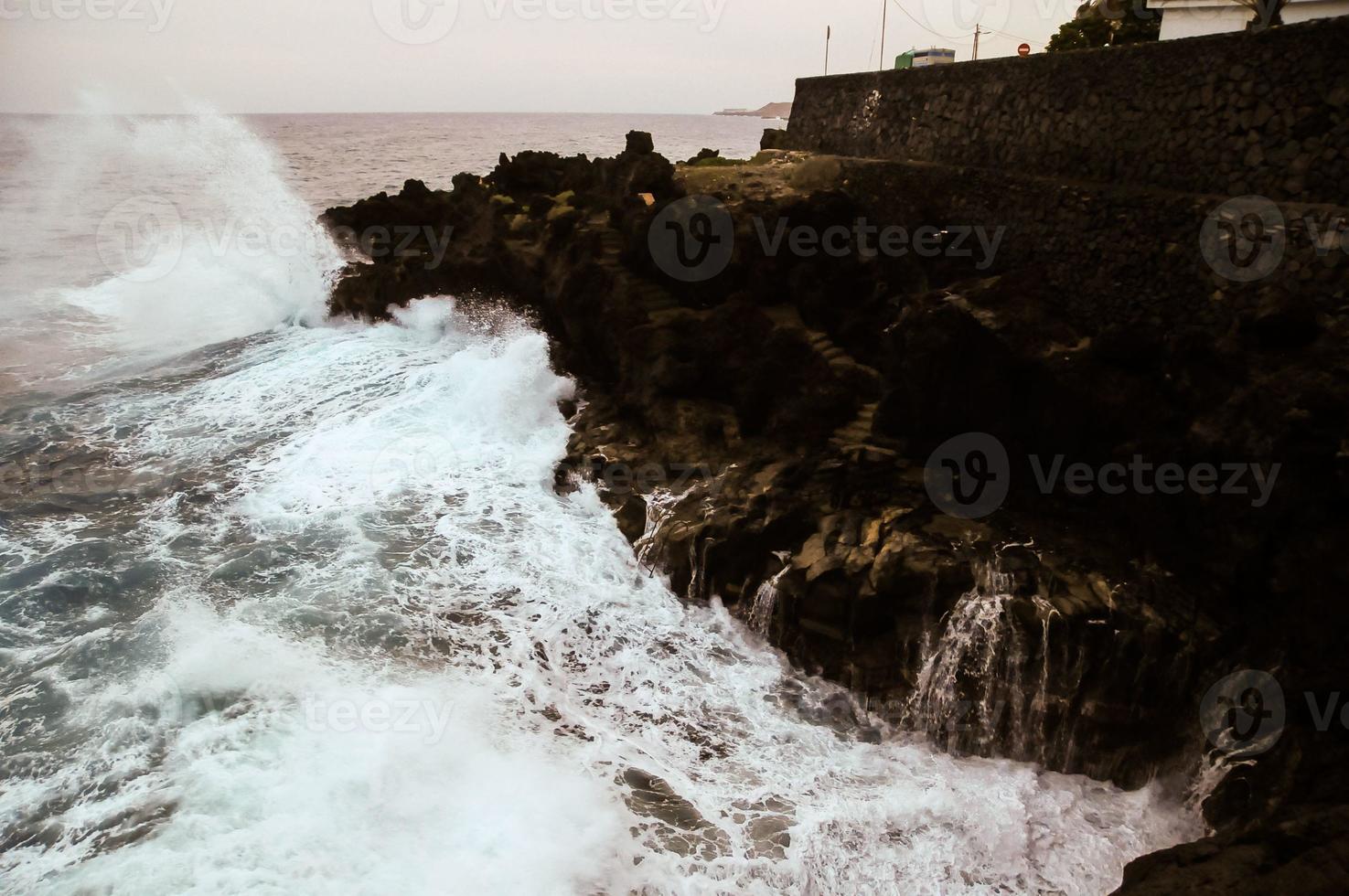 primer plano de olas fuertes foto