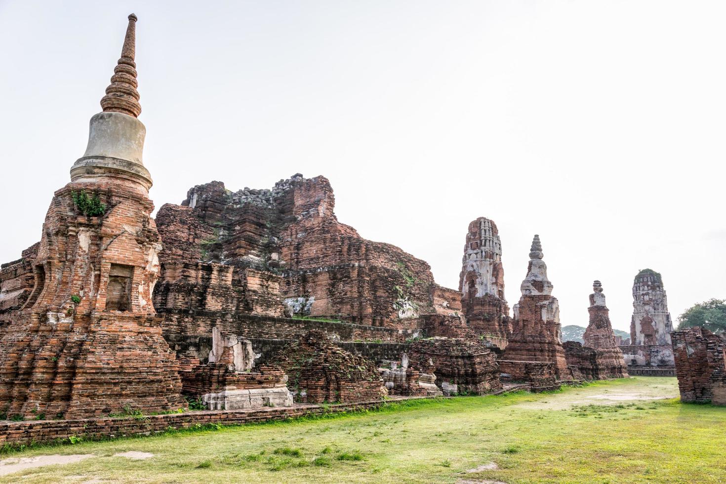 Wat Phra Mahathat temple photo