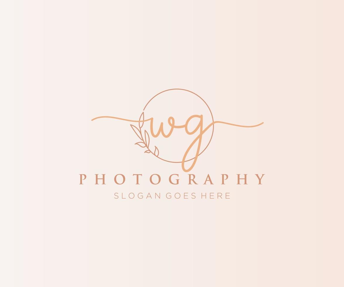 logotipo femenino wg inicial. utilizable para logotipos de naturaleza, salón, spa, cosmética y belleza. elemento de plantilla de diseño de logotipo de vector plano.