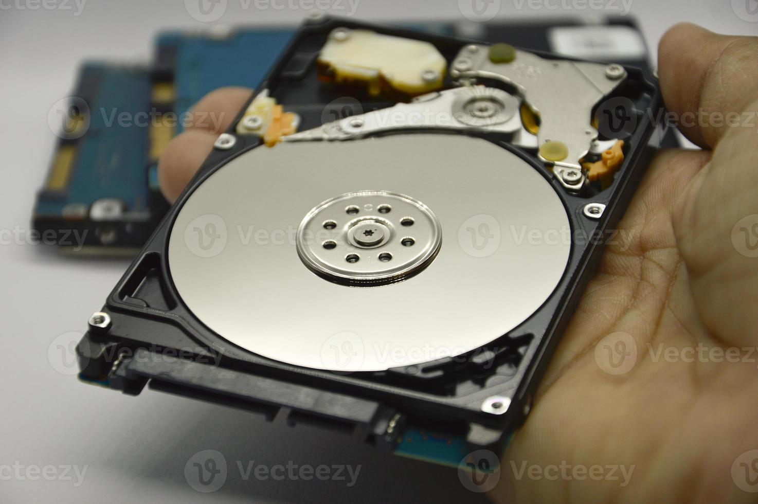 2.5-inch spinning disk type hard drive images are still commonly used today. photo