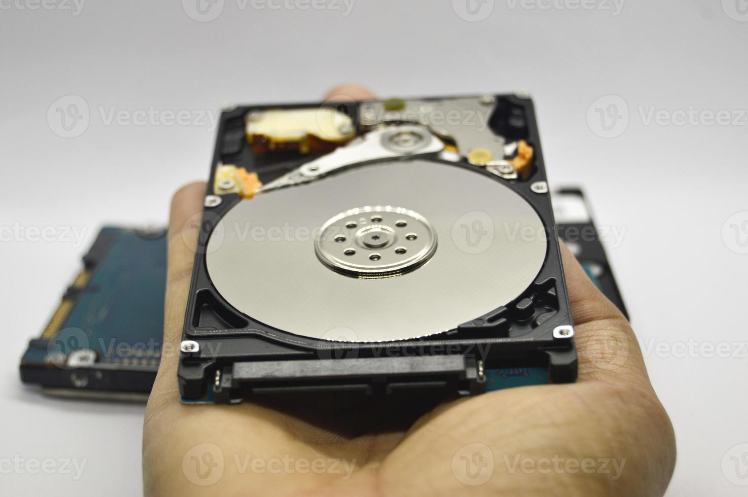 2.5-inch spinning disk type hard drive images are still commonly used today. photo