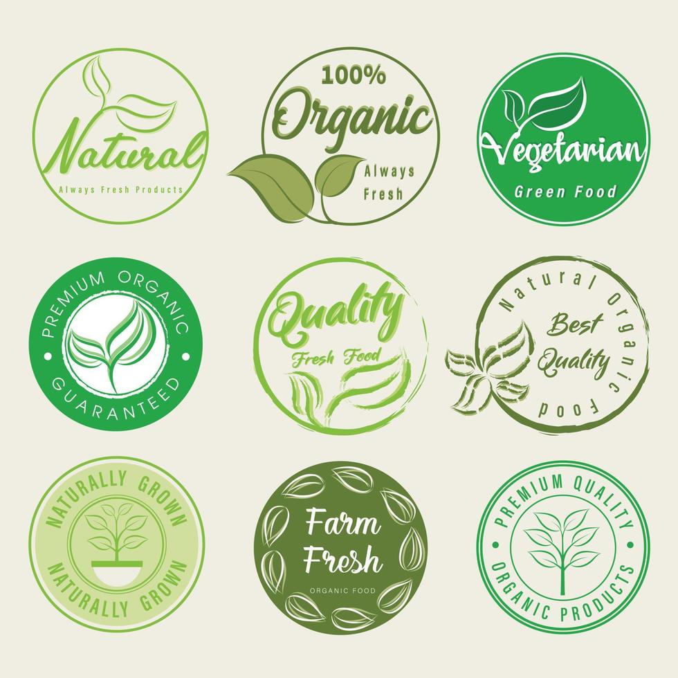 conjunto de alimentos orgánicos, pegatinas de productos agrícolas frescos y naturales u orgánicos y colección de distintivos para la comercialización de alimentos. vector