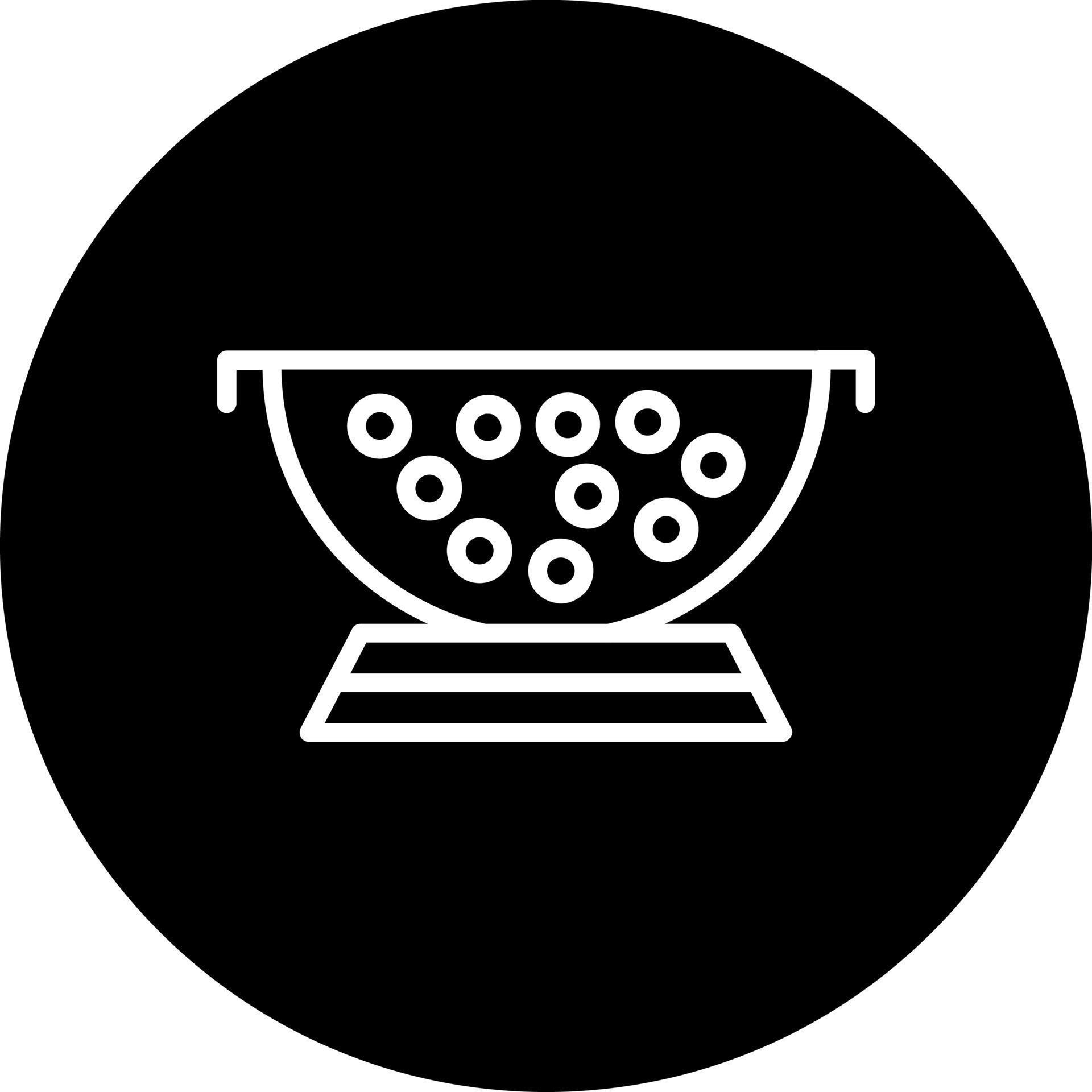 Colander Vector Icon 17042606 Vector Art at Vecteezy