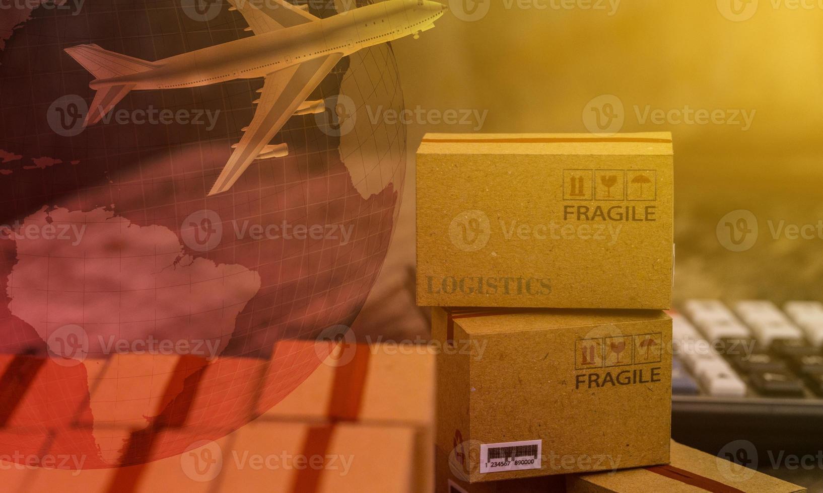 Fragile Carton Box Packaging, Shopping Carton BoxDelivery. 17091787