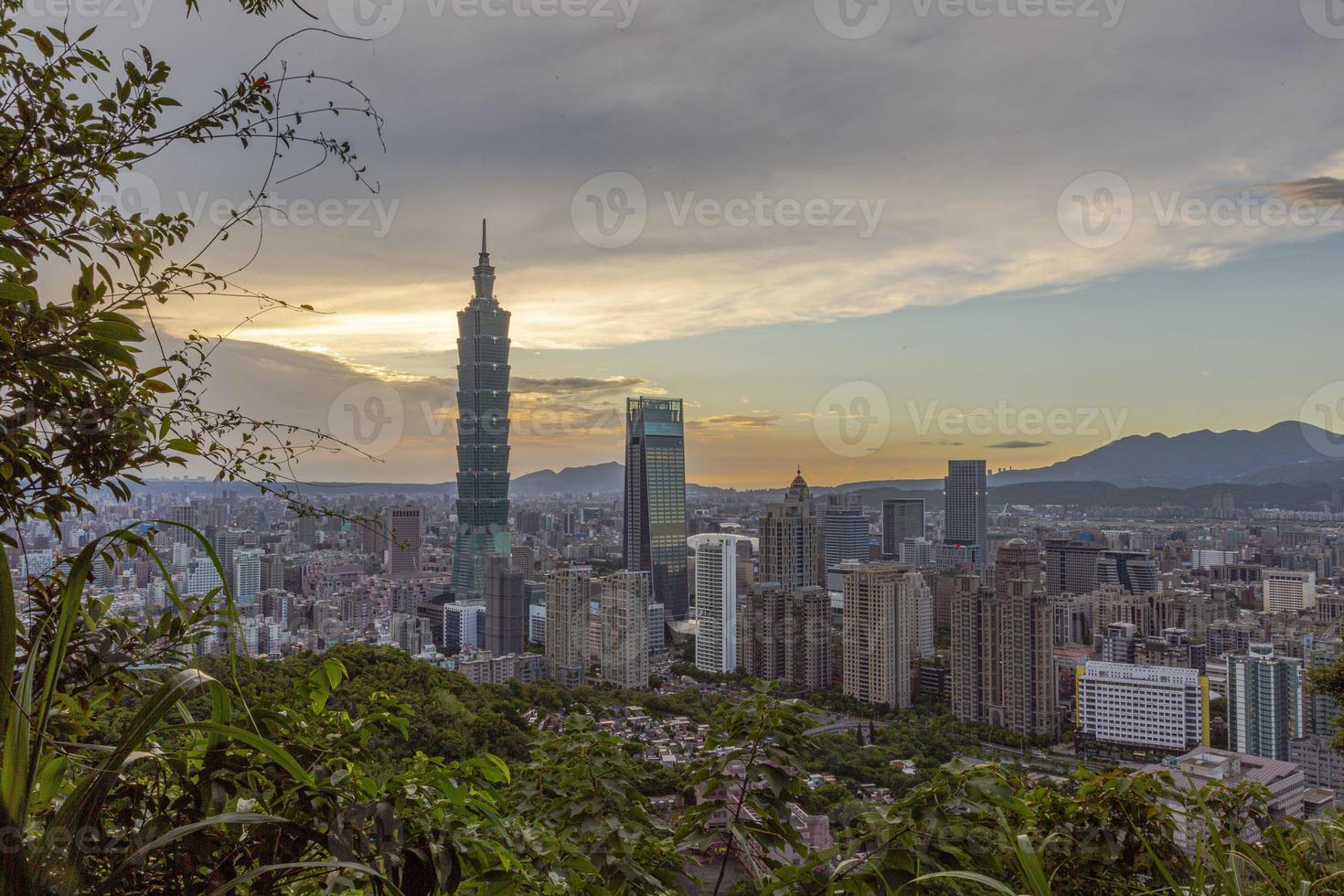 Panoramic picture over Taipei from Elephant mountain in the evening in summer photo