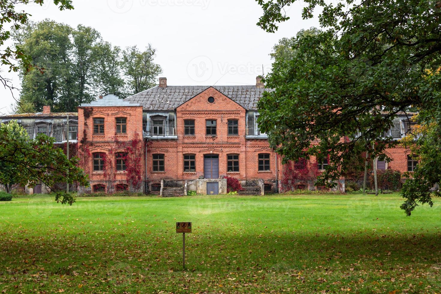 Old country houses photo