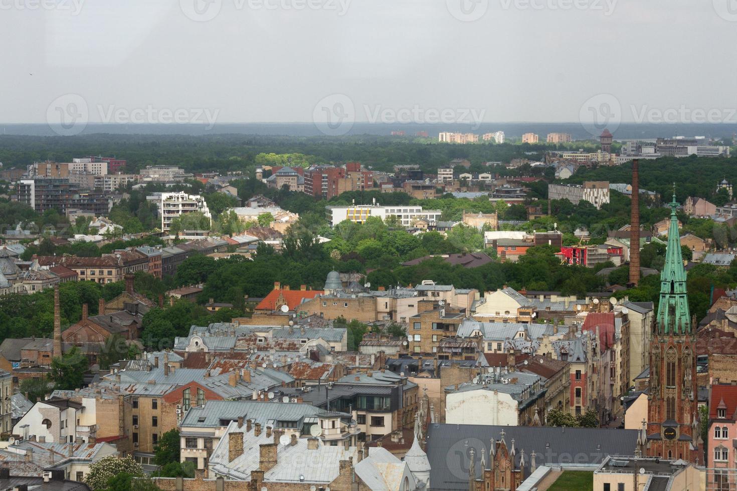 riga desde arriba en el verano foto