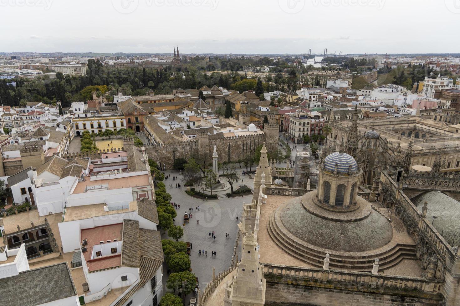 azotea de la catedral de sevilla foto