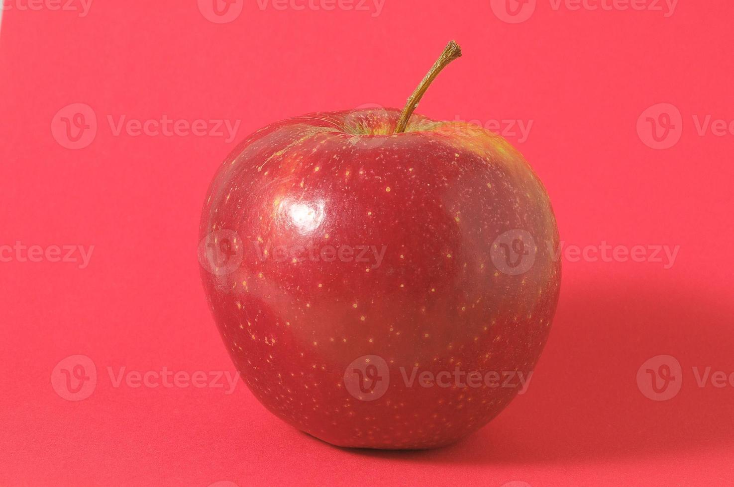 manzana roja aislada foto