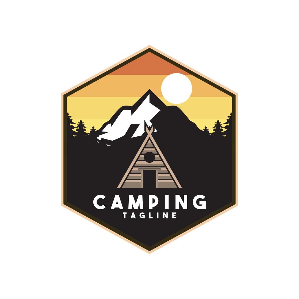 aventura de campamento de montaña en vector de inspiración de diseño de logotipo de bosque