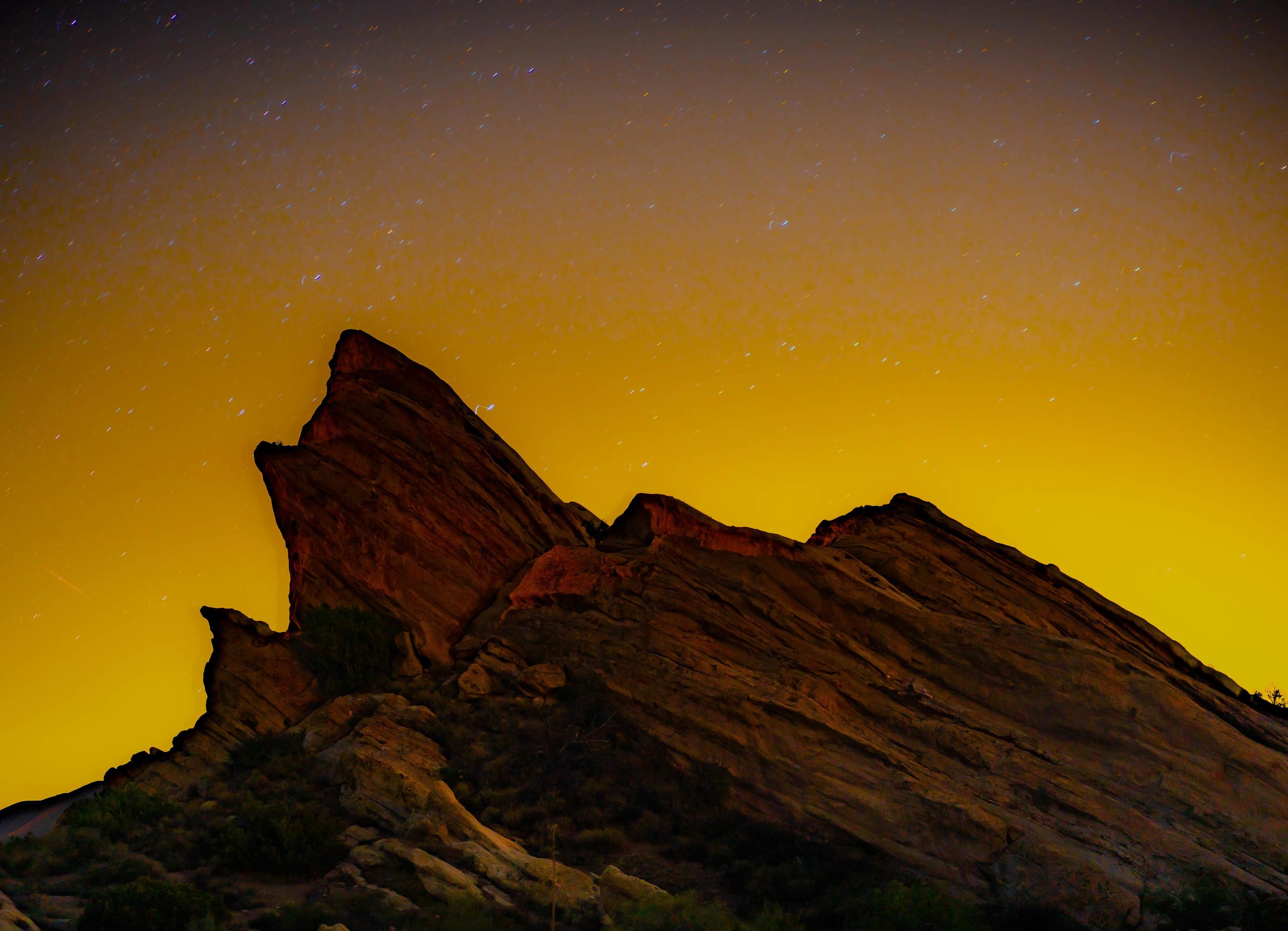 Vasquez Rocks During a Warm Starry Night 17174447 Stock Photo at Vecteezy