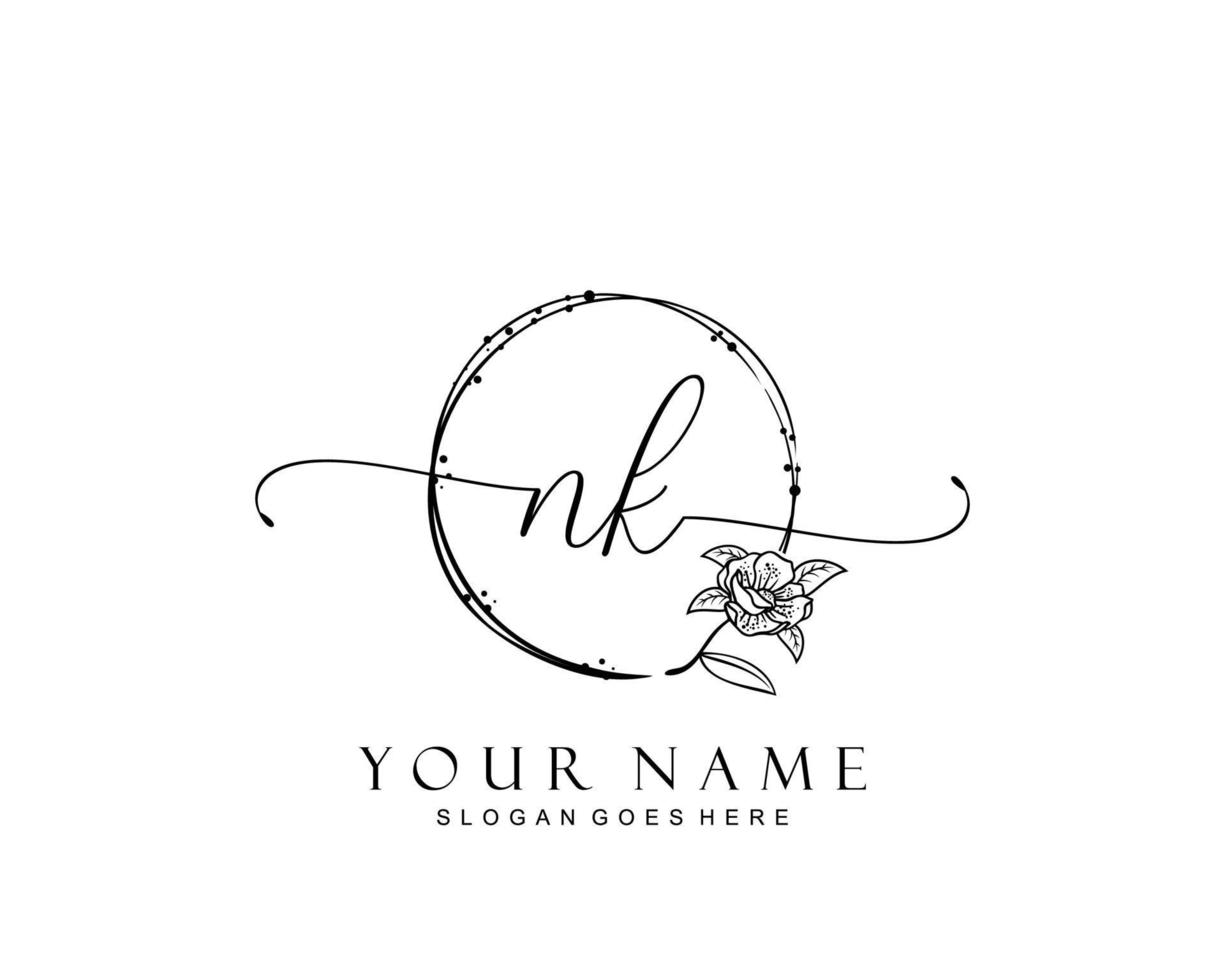 monograma de belleza nk inicial y diseño de logotipo elegante, logotipo de escritura a mano de firma inicial, boda, moda, floral y botánica con plantilla creativa. vector