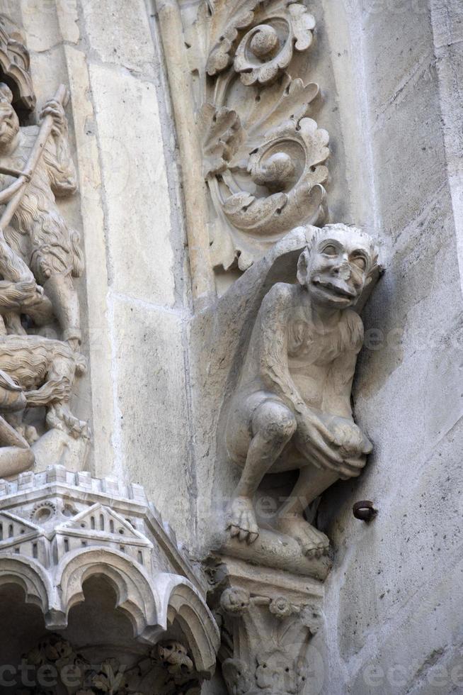 Notre dame paris cathedral statue sculpture and roof before fire photo