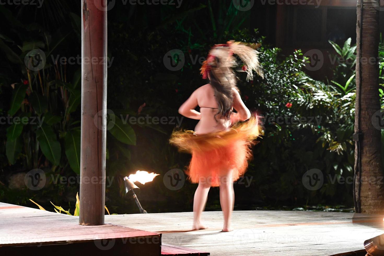 Polynesian dancer hula move effect photo