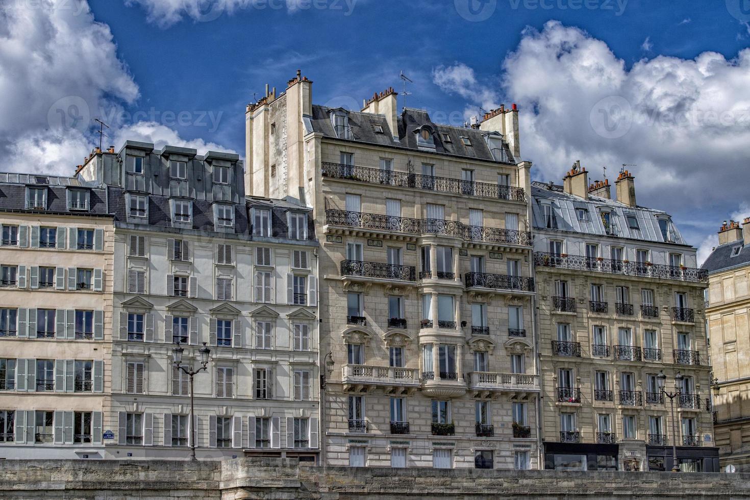 techos de parís y vista de la ciudad del edificio foto