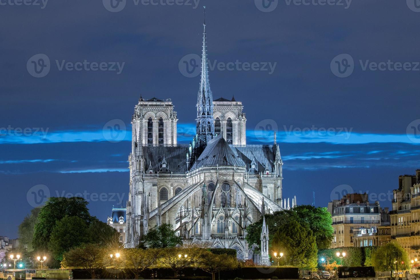 notre dame paris night view photo