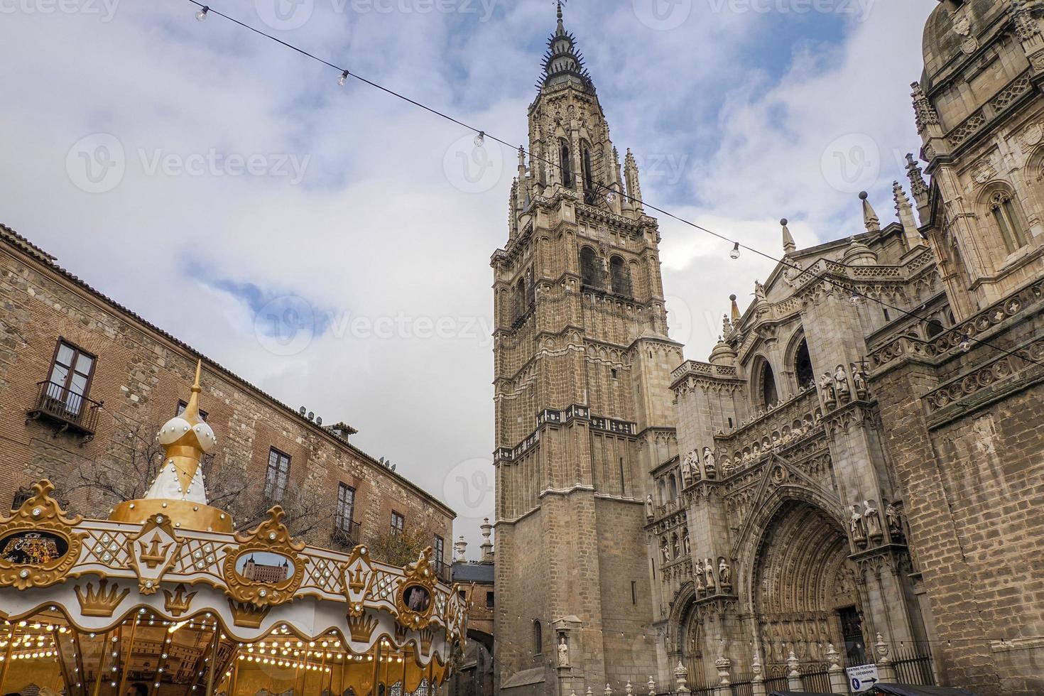iglesia catedral de toledo casco antiguo medieval, españa foto