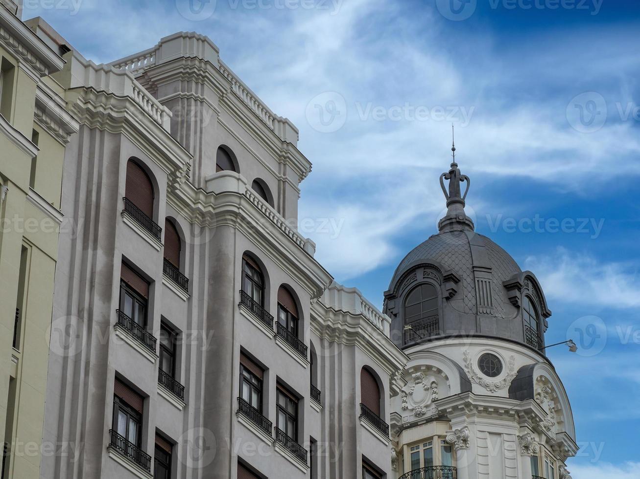 madrid españa gran vía edificio foto