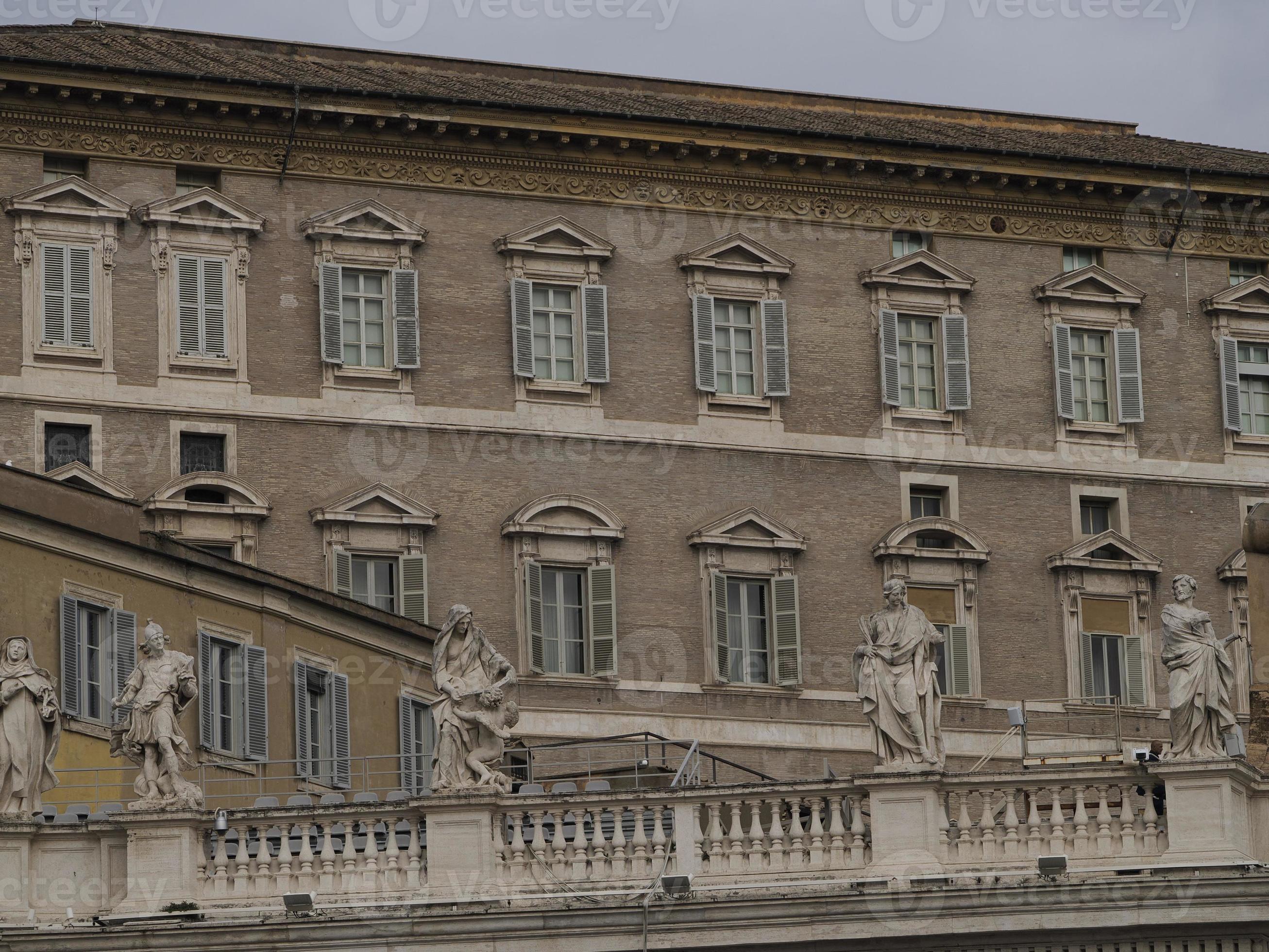 pope frnancis apartment saint peter cathedral vatican city rome