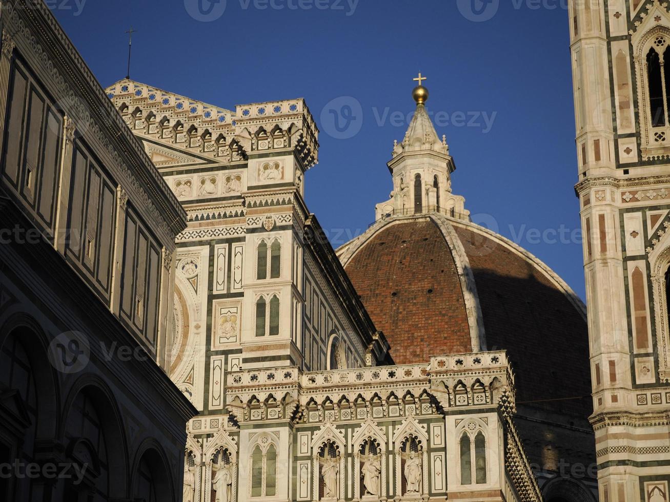 cúpula de florencia santa maria del fiore detalle foto