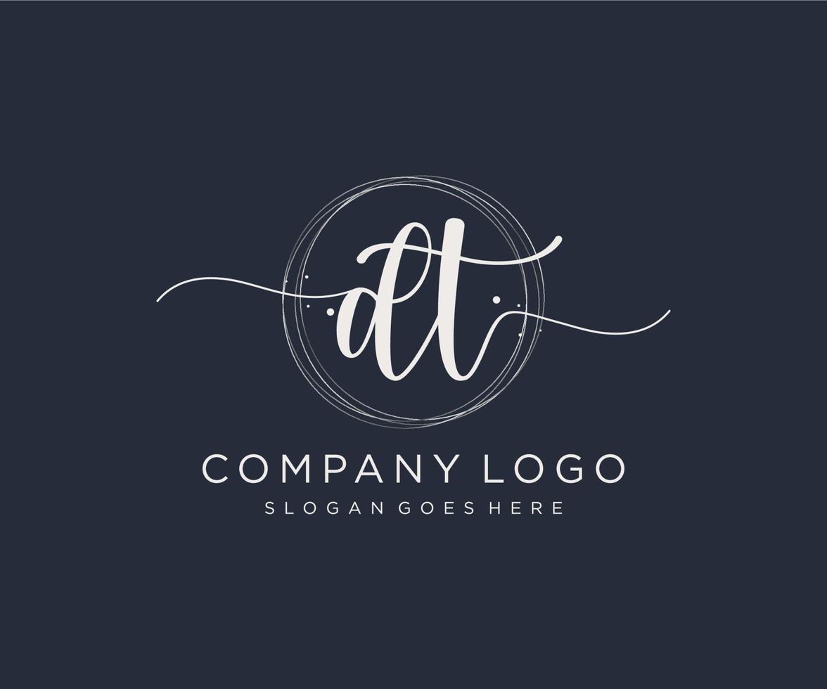 Initial DT feminine logo. Usable for Nature, Salon, Spa, Cosmetic and Beauty Logos. Flat Vector Logo Design Template Element.