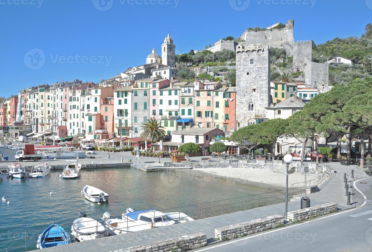 Pueblo de porto venere,riviera italiana,liguria,italia foto