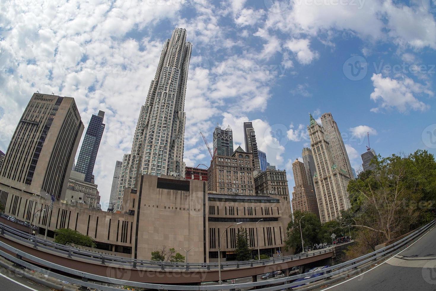 brooklyn bridge skyscrapers view new yok photo