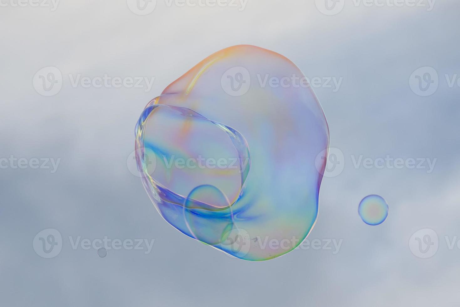 burbuja de jabón gigante en el fondo del cielo foto