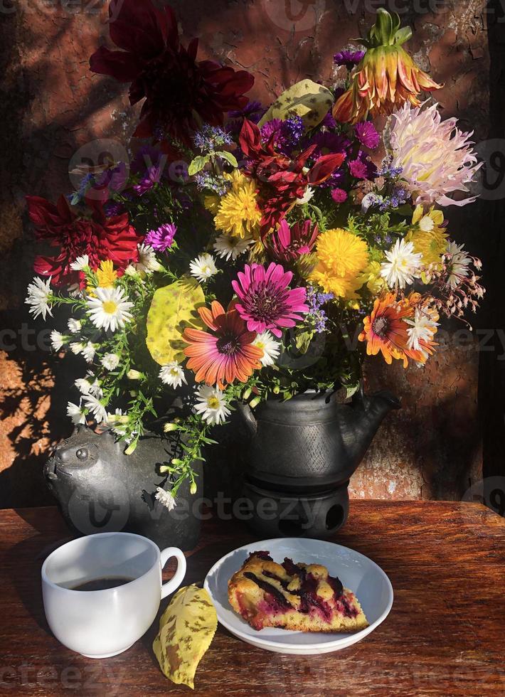 A bouquet with autumn flowers photo