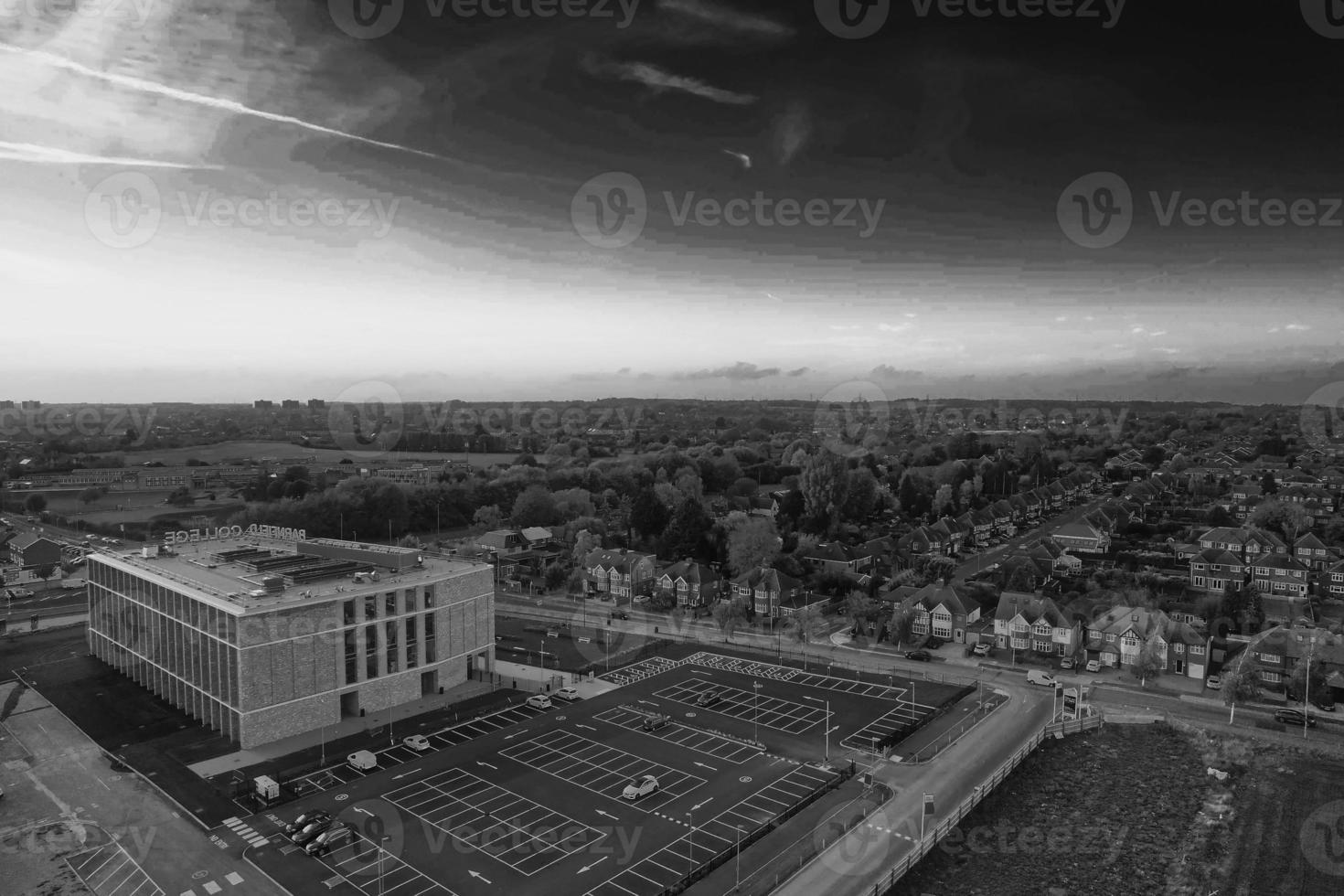 vista de ángulo alto del paisaje británico de inglaterra en blanco y negro clásico foto