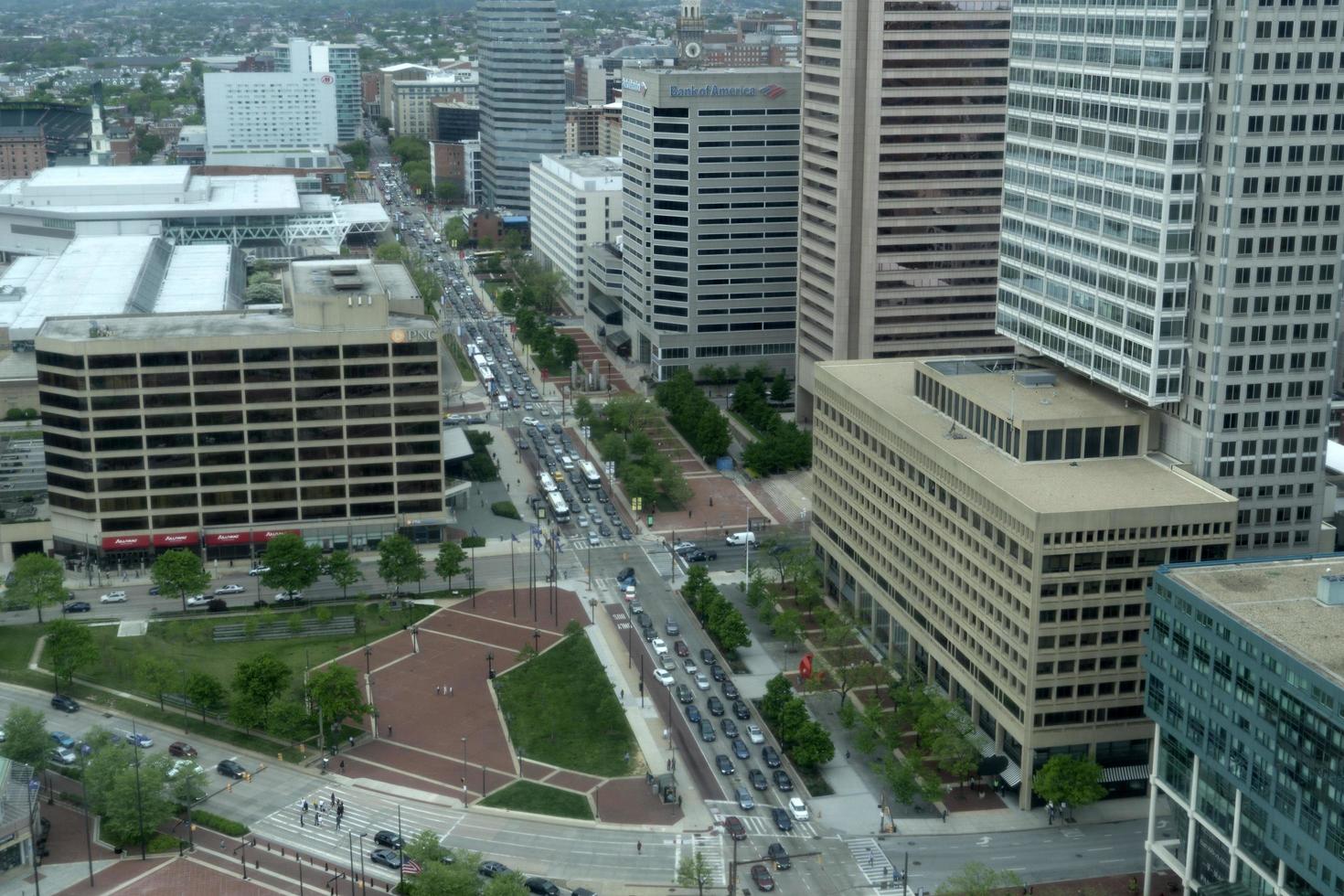 Baltimore, EE.UU. - 25 de abril de 2019 - atasco de tráfico de la ciudad en hora punta foto