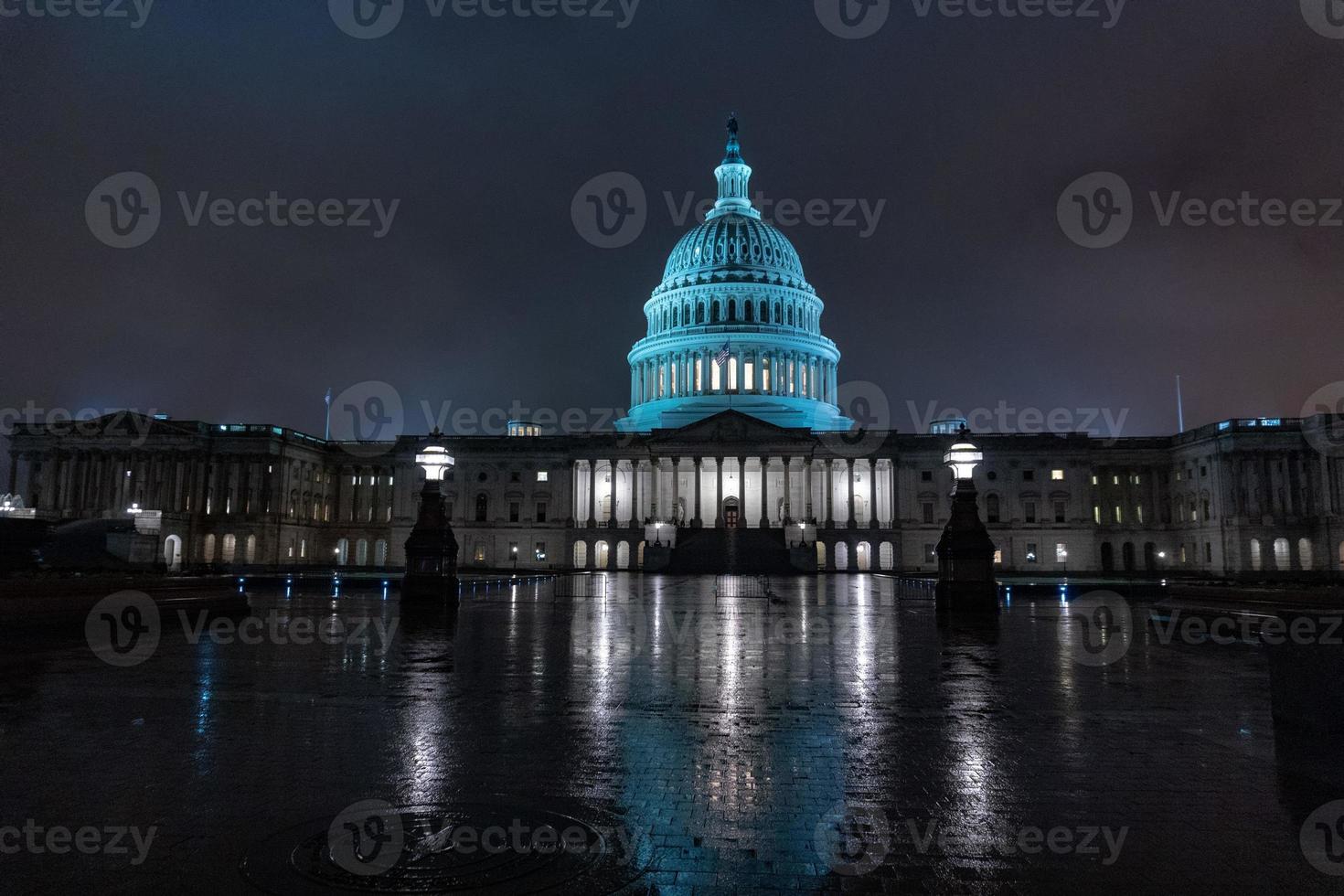dc capitol at night in washington usa photo