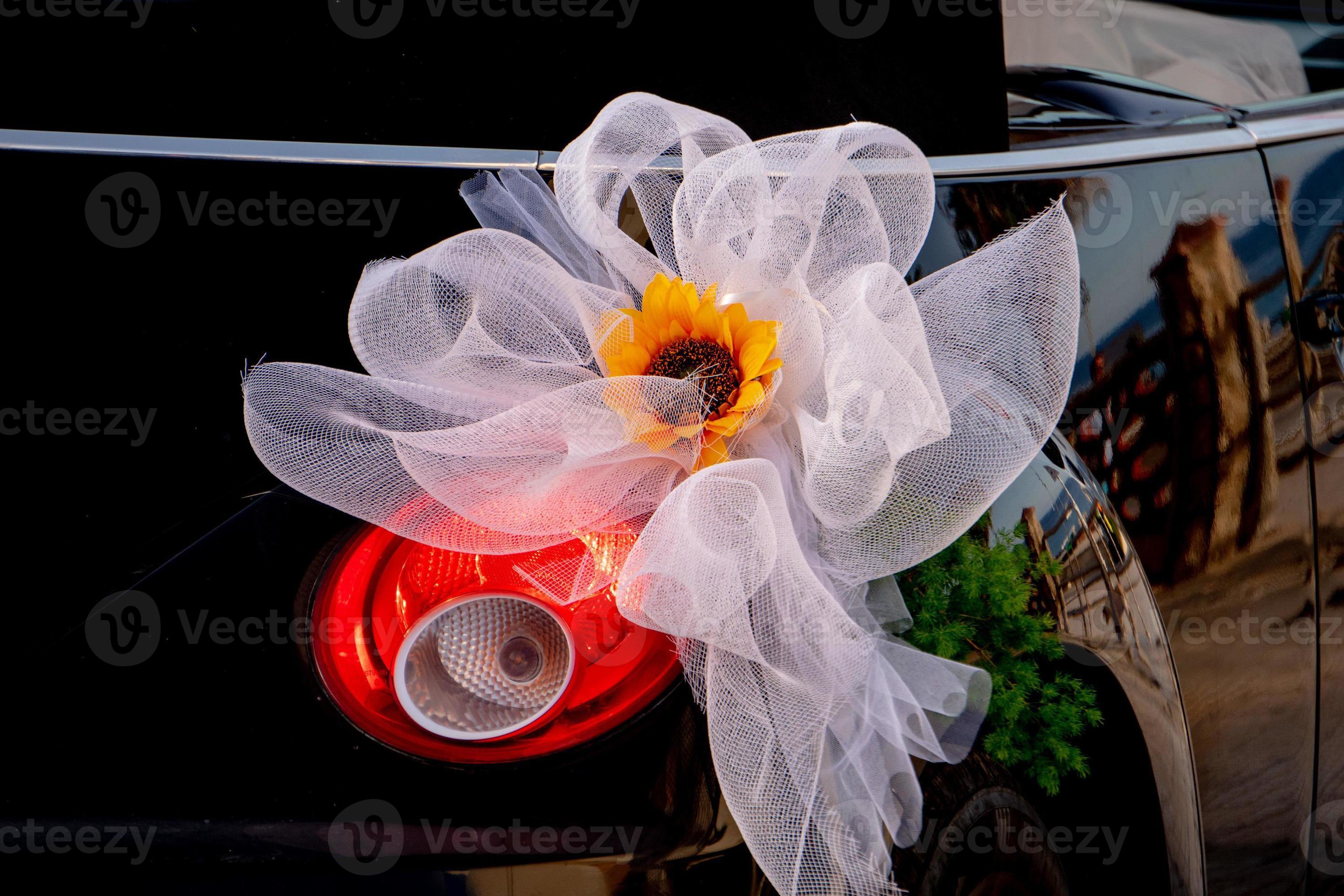 wedding car decoration close up in Sicily Italy 17409742 Stock