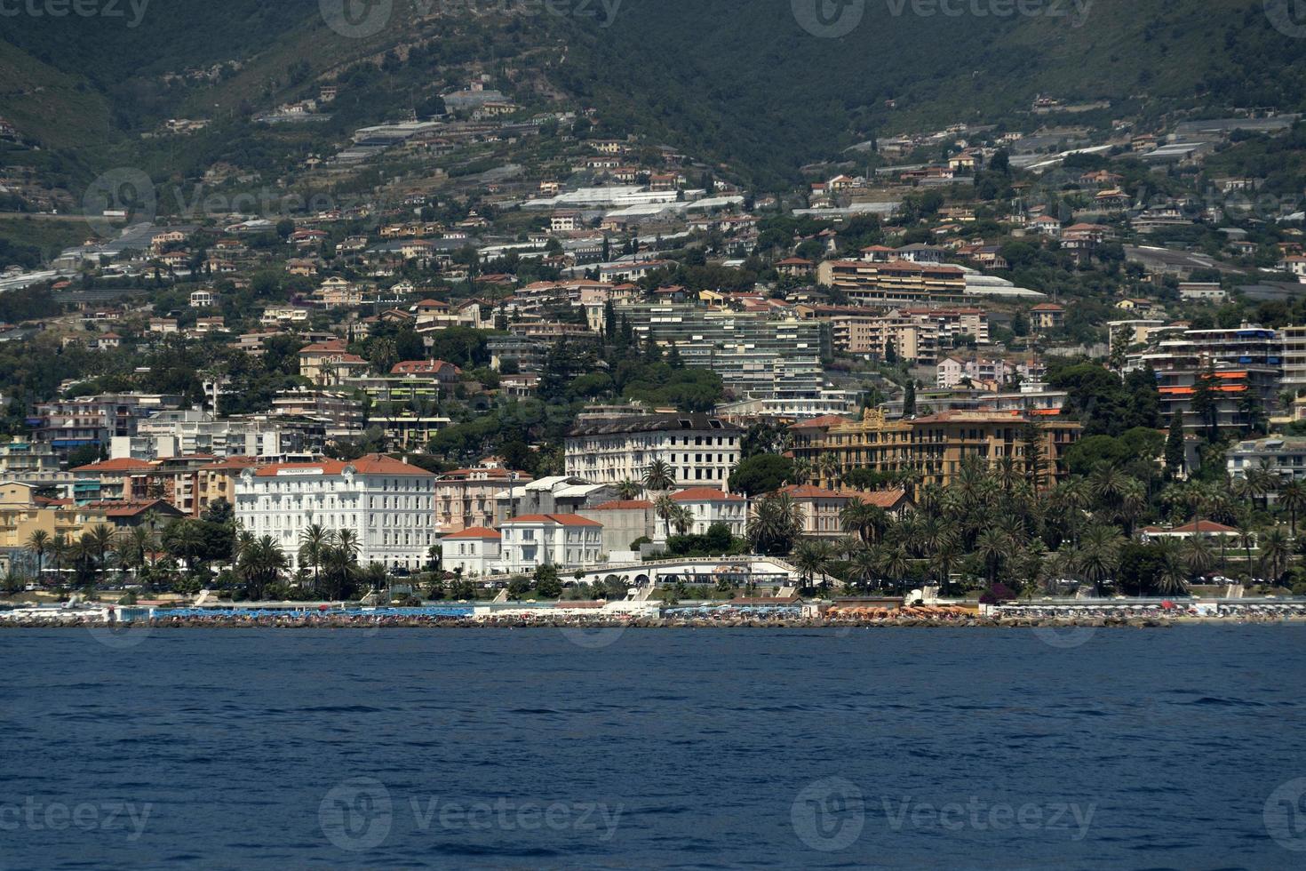 sanremo vista desde el mar foto