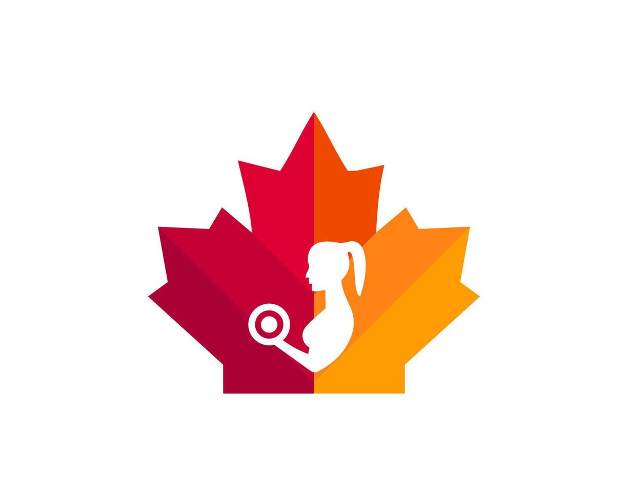 diseño del logotipo de la mujer fitness de arce. logo de mujer fitness canadiense. hoja de arce roja con vector de concepto de mujer fitness