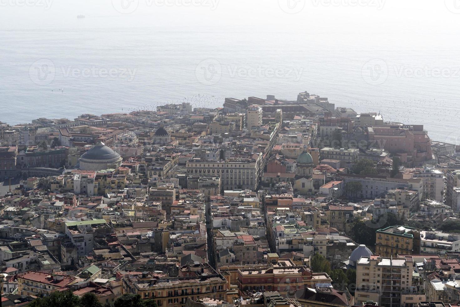 panorama de la vista aérea de nápoles foto