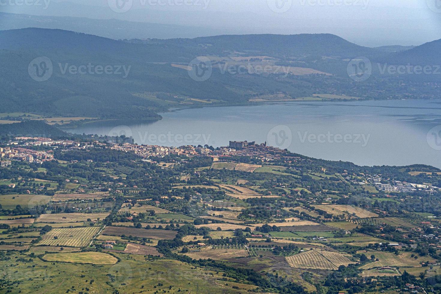 lago bracciano italia vista aérea foto