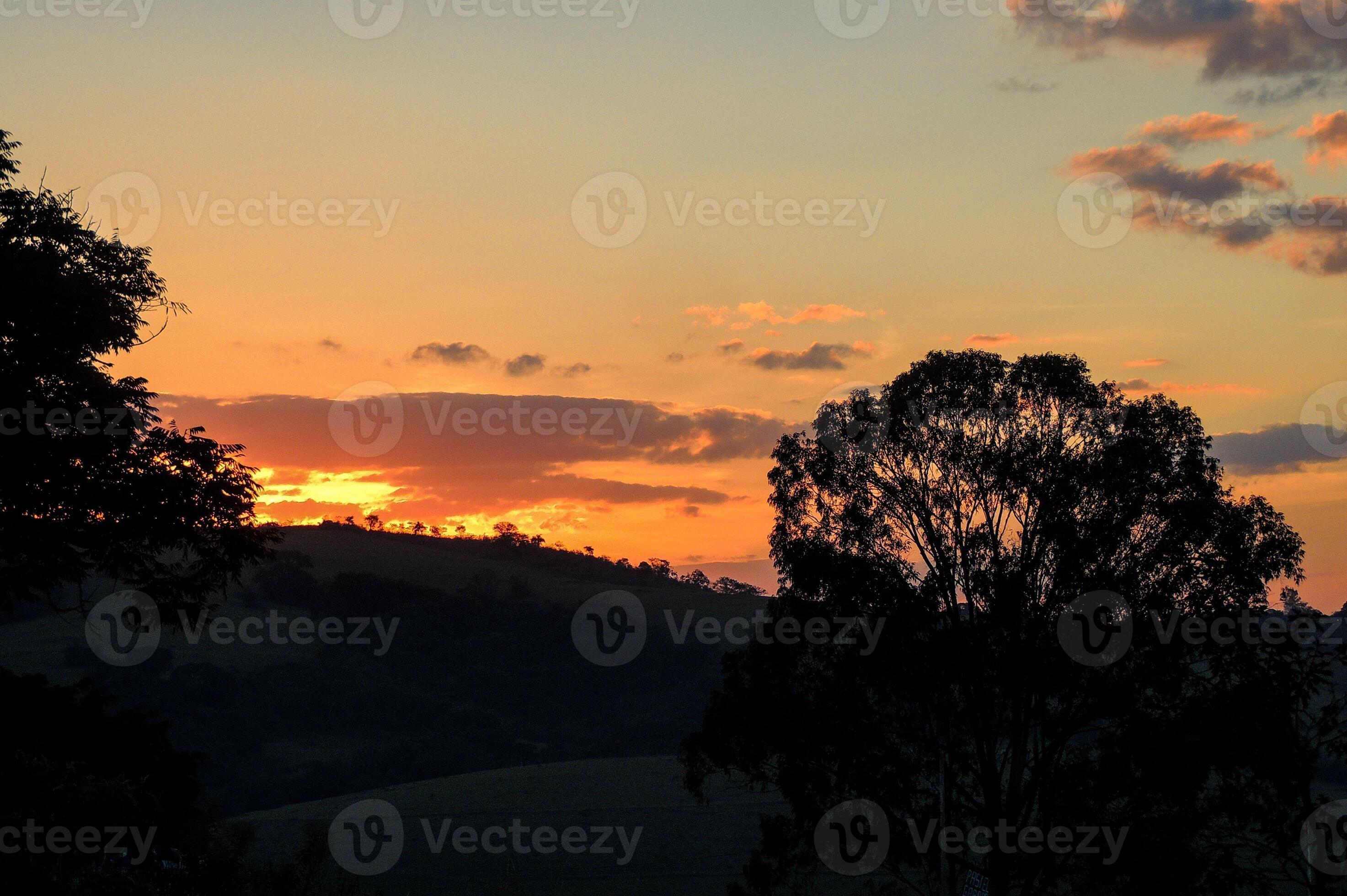 Sunset vibrant, wallpaper sunset vibrant background vibrant sunset