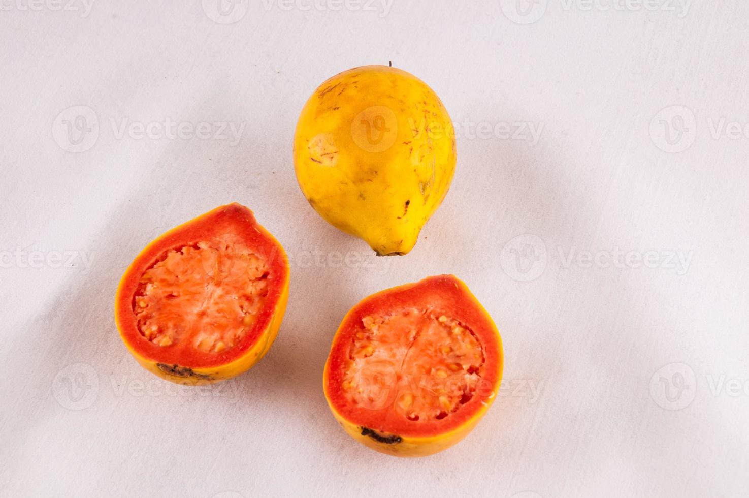 Isolated guava fruit photo