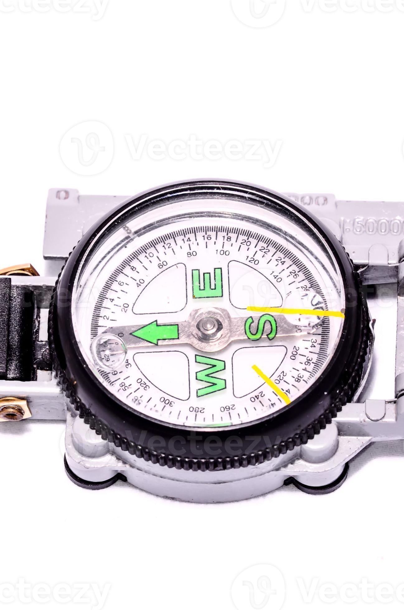 Isolated analog compass 17475986 Stock Photo at Vecteezy