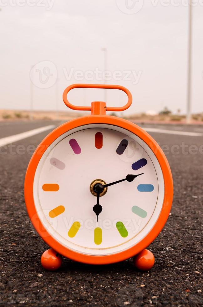 reloj en el suelo foto