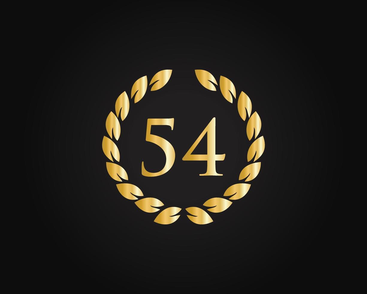 Logotipo de aniversario de 54 años con anillo dorado aislado en fondo negro, para cumpleaños, aniversario y celebración de la empresa vector